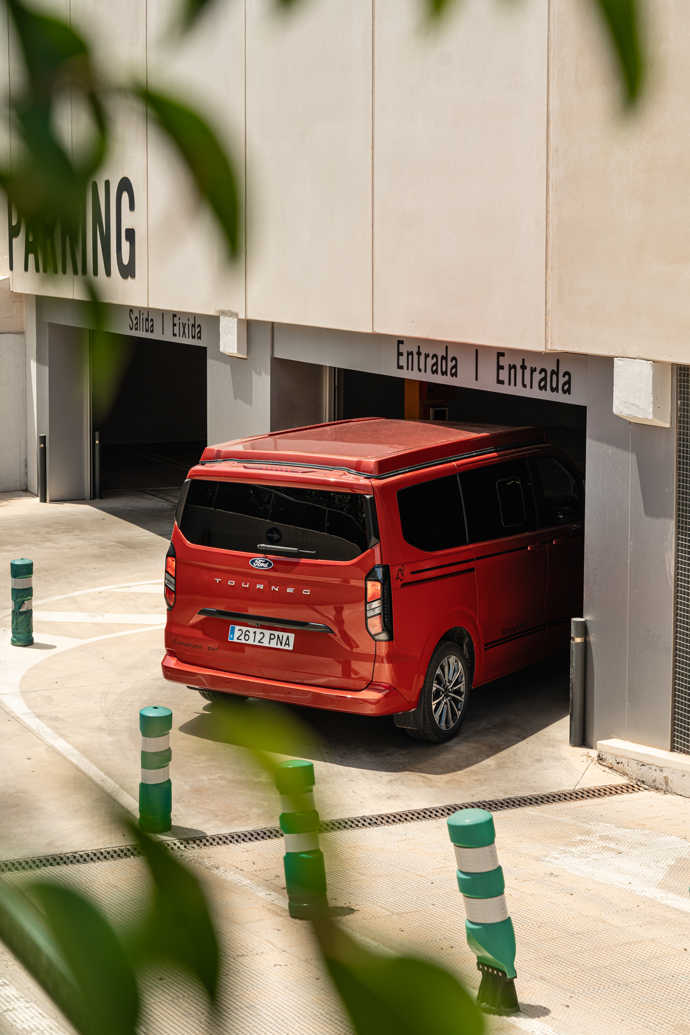 Panama Peak P12+ exterior