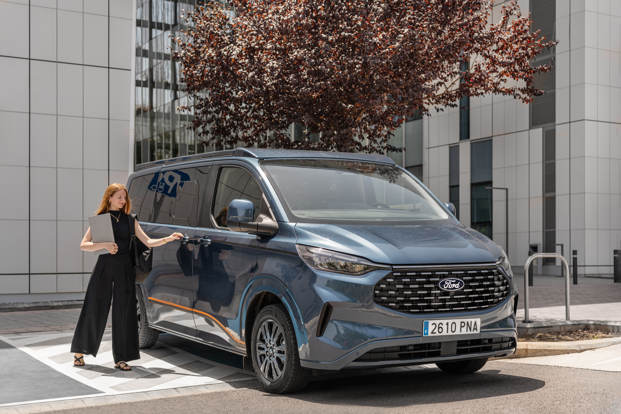 Panama Peak P10+ exterior